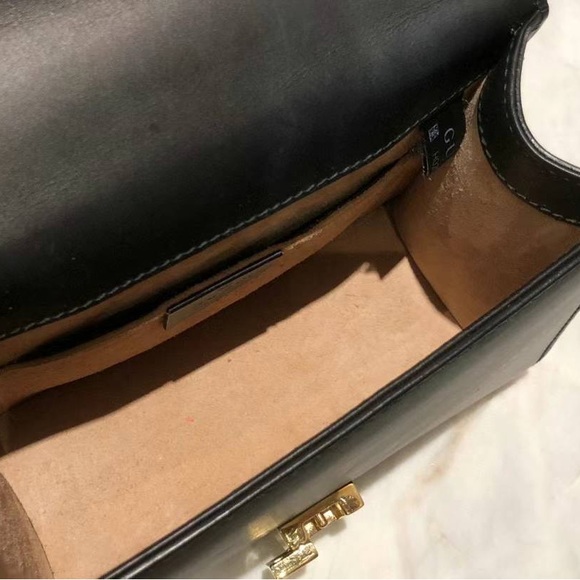 [sold]Authentic Gucci Sylvie - Picture 4 of 9